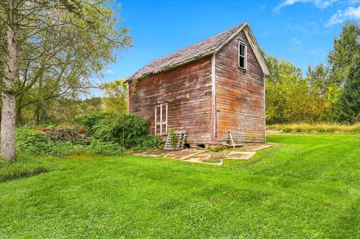 N46833 County Road D Property Photo 26