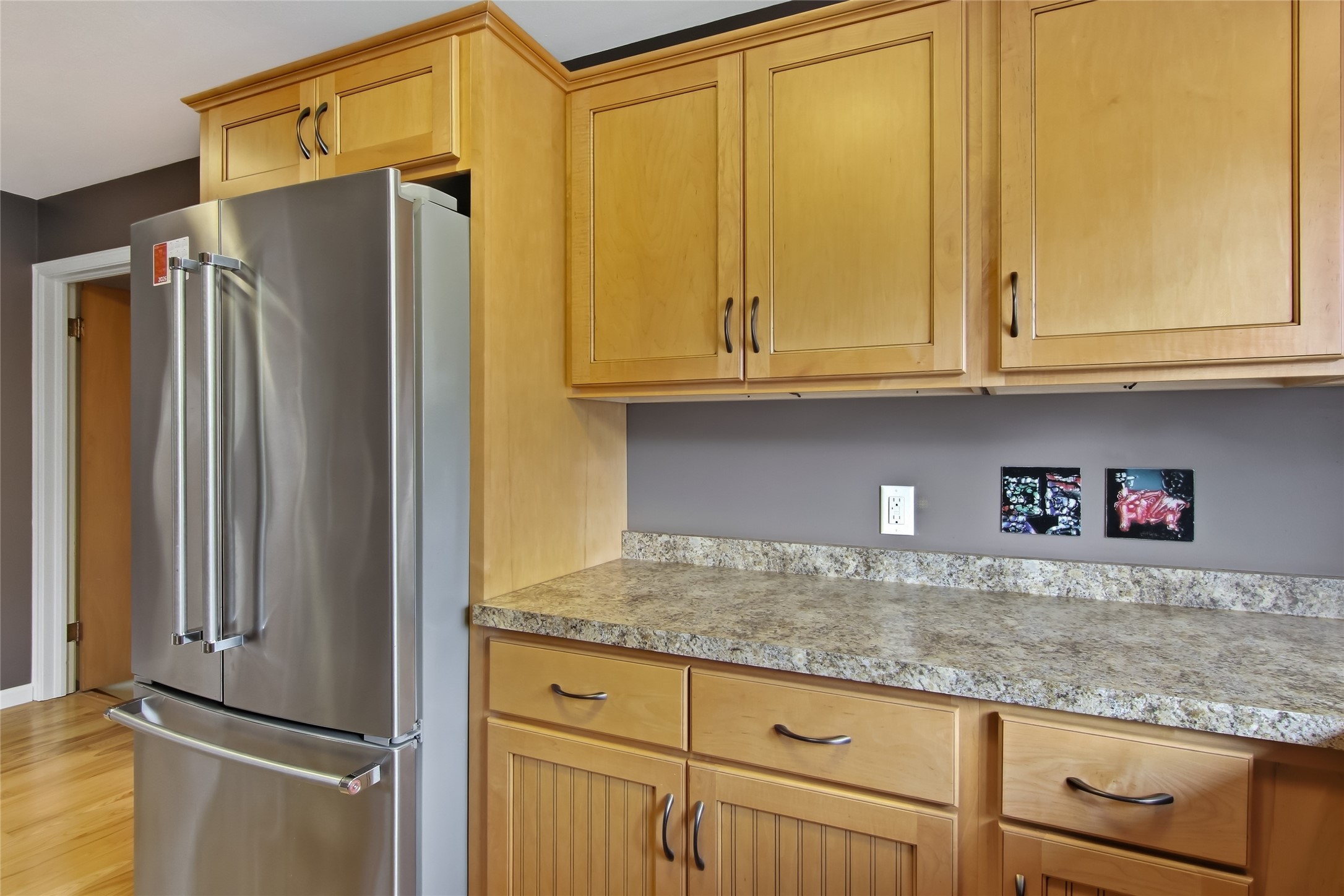 404 W Macarthur Avenue Property Photo 16