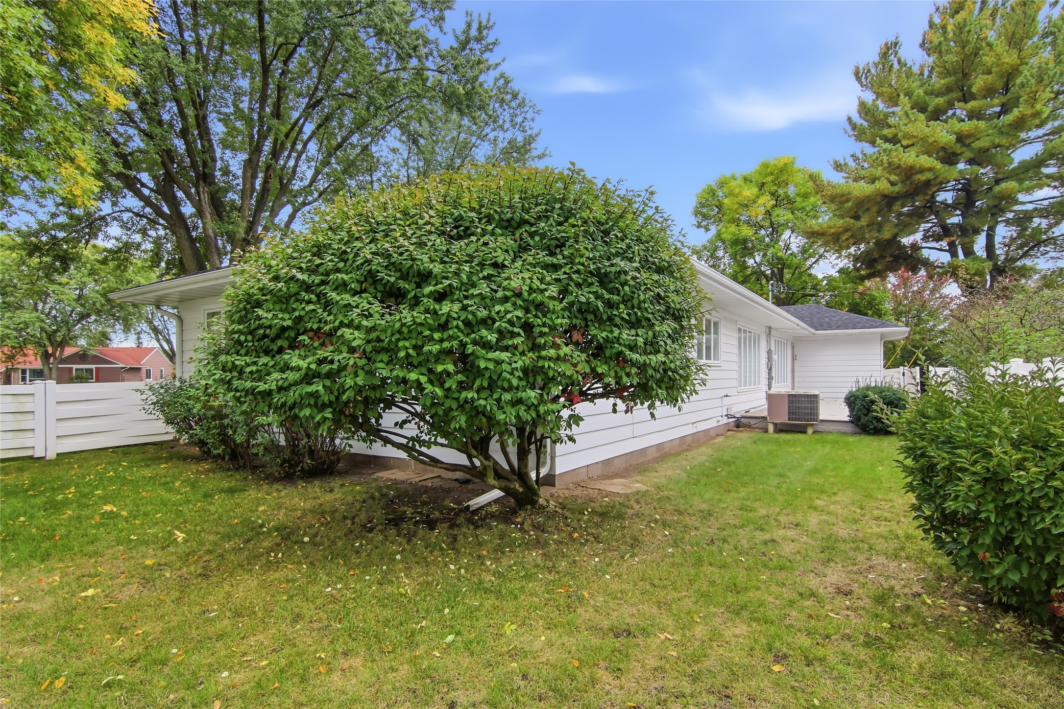 404 W Macarthur Avenue Property Photo 44