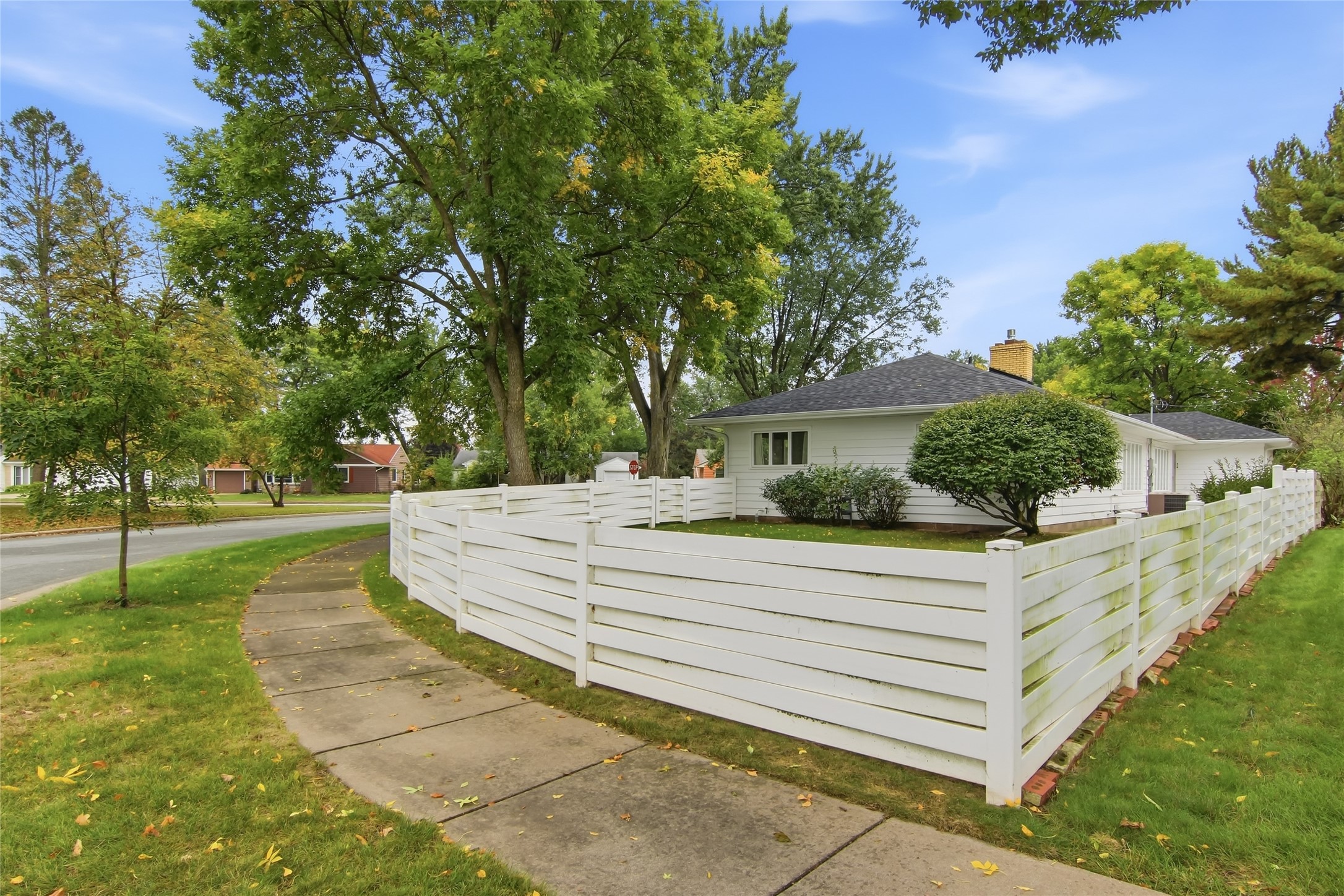 404 W Macarthur Avenue Property Photo 45