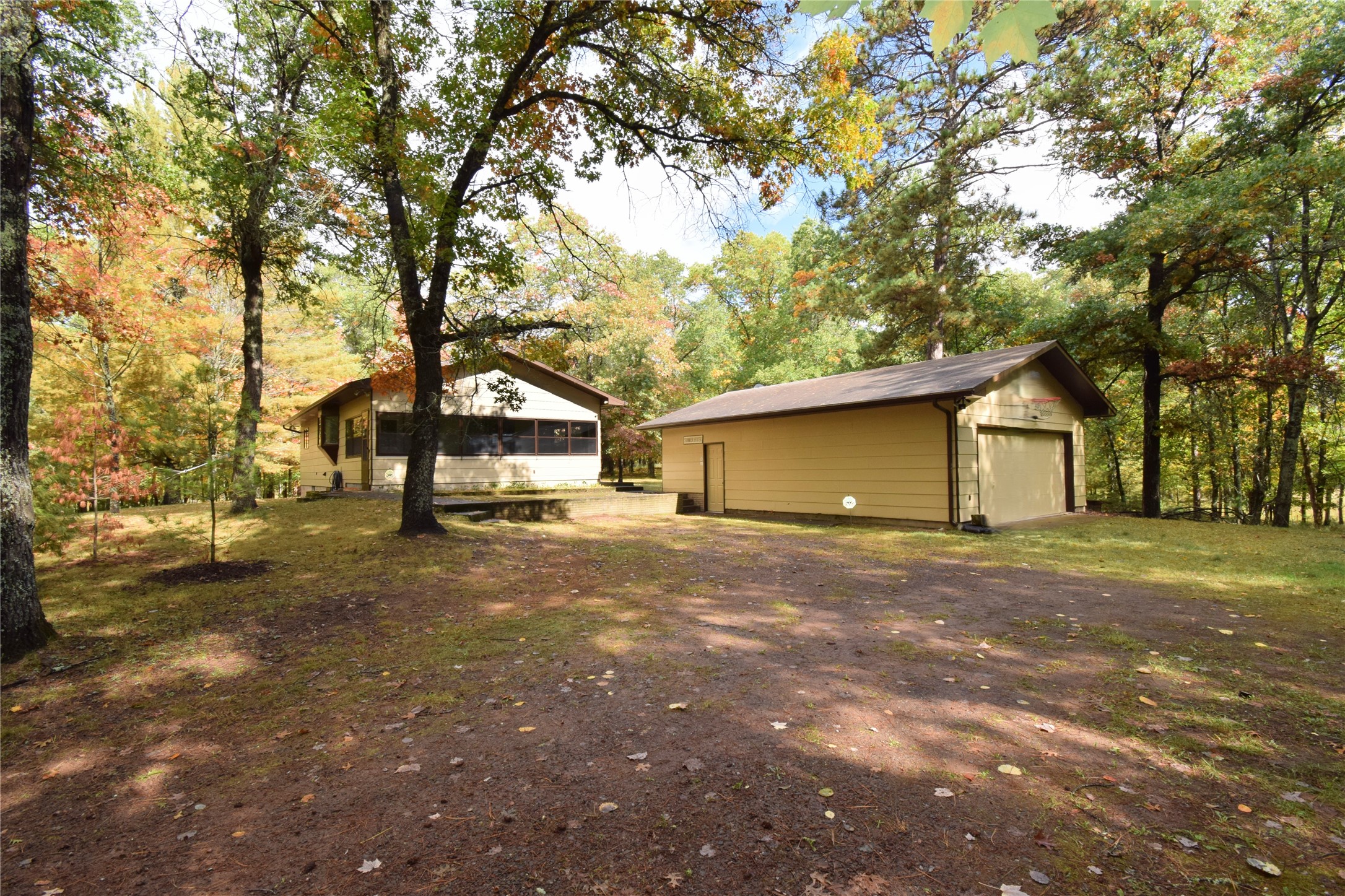 3568 Deer Lodge Lane Property Photo 7