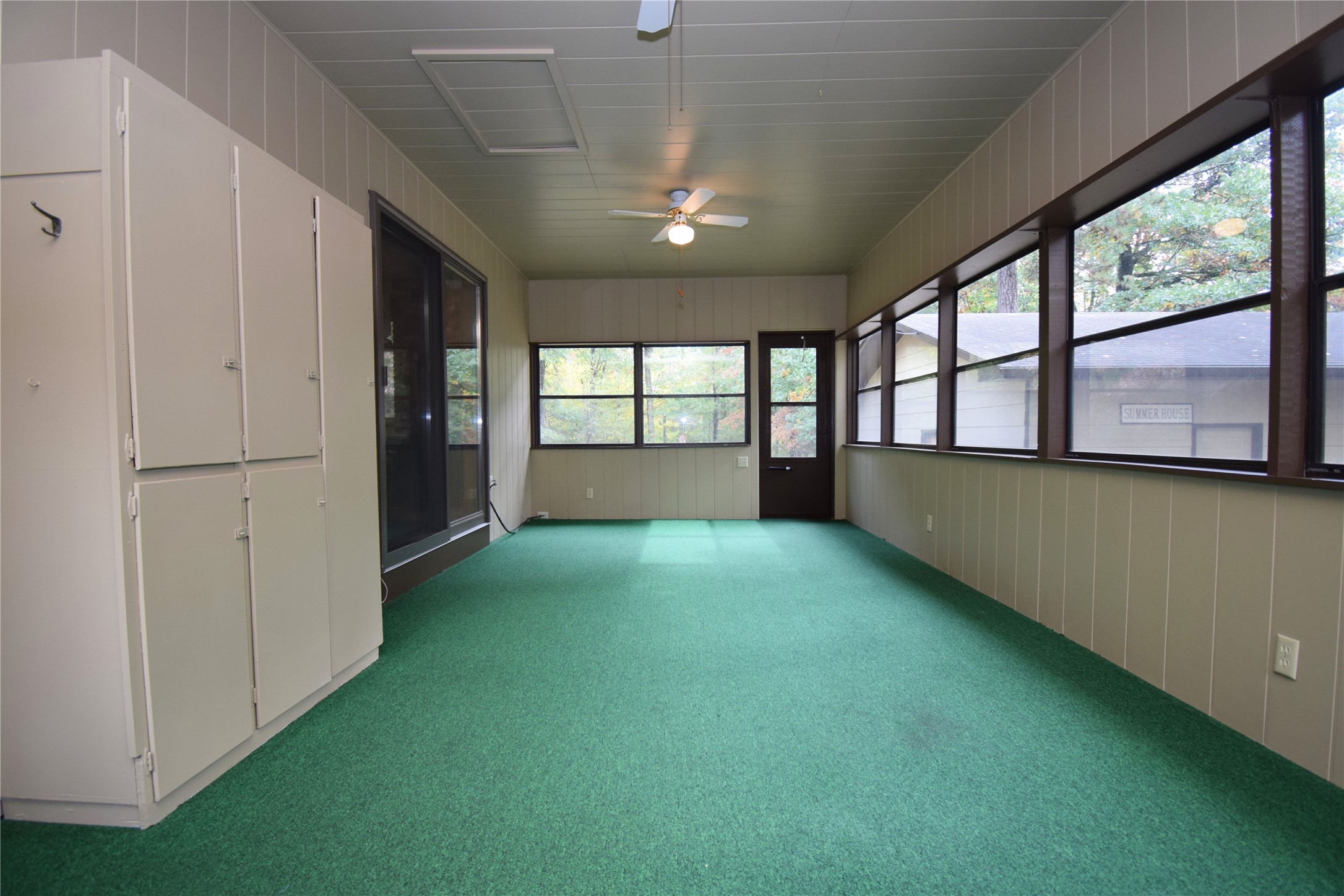 3568 Deer Lodge Lane Property Photo 13