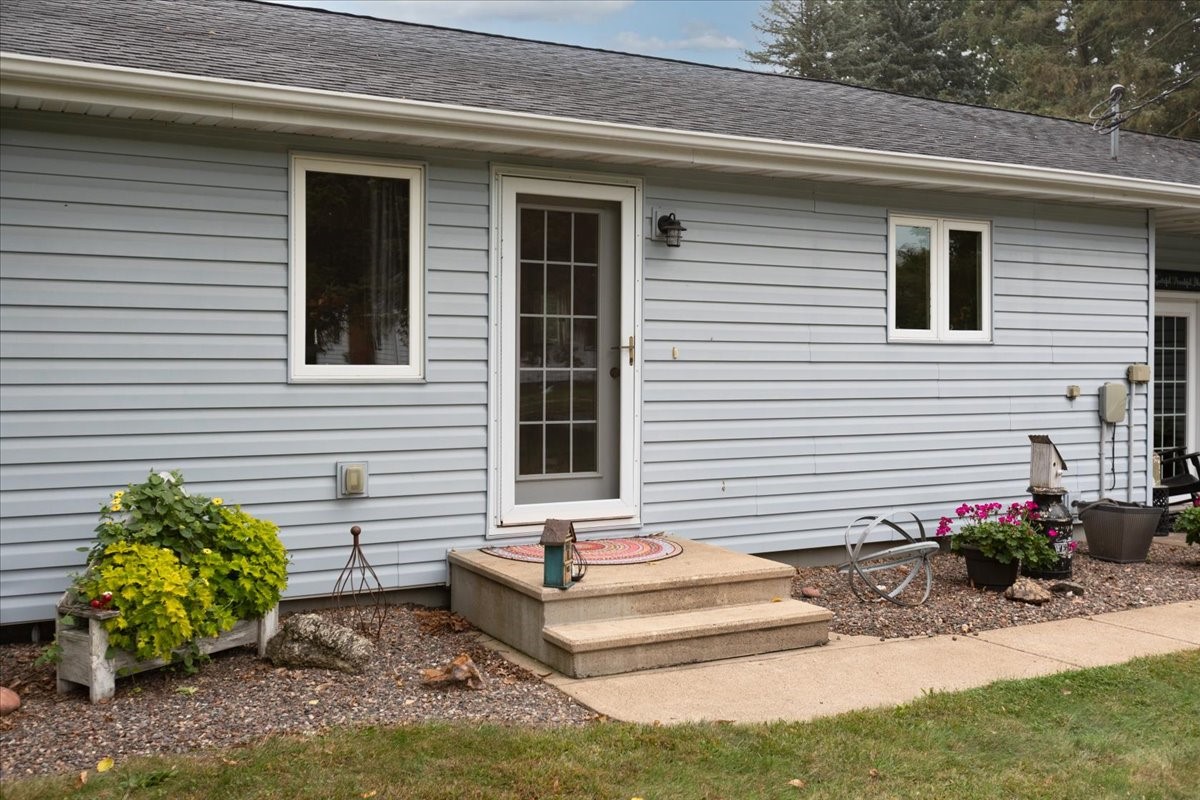819 East Street Property Photo 46