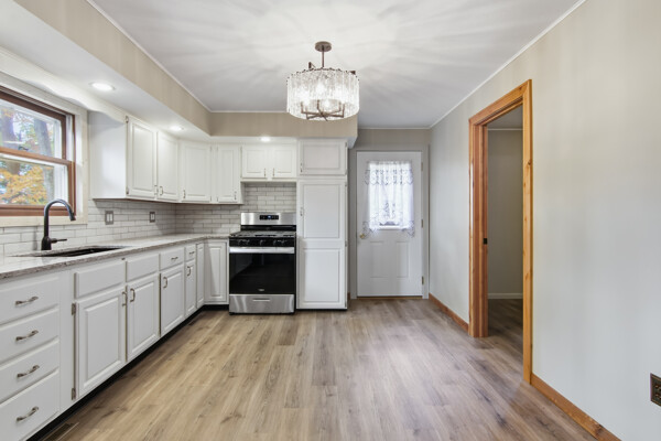 12557 Small Road Property Photo 10