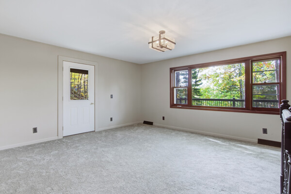 12557 Small Road Property Photo 14