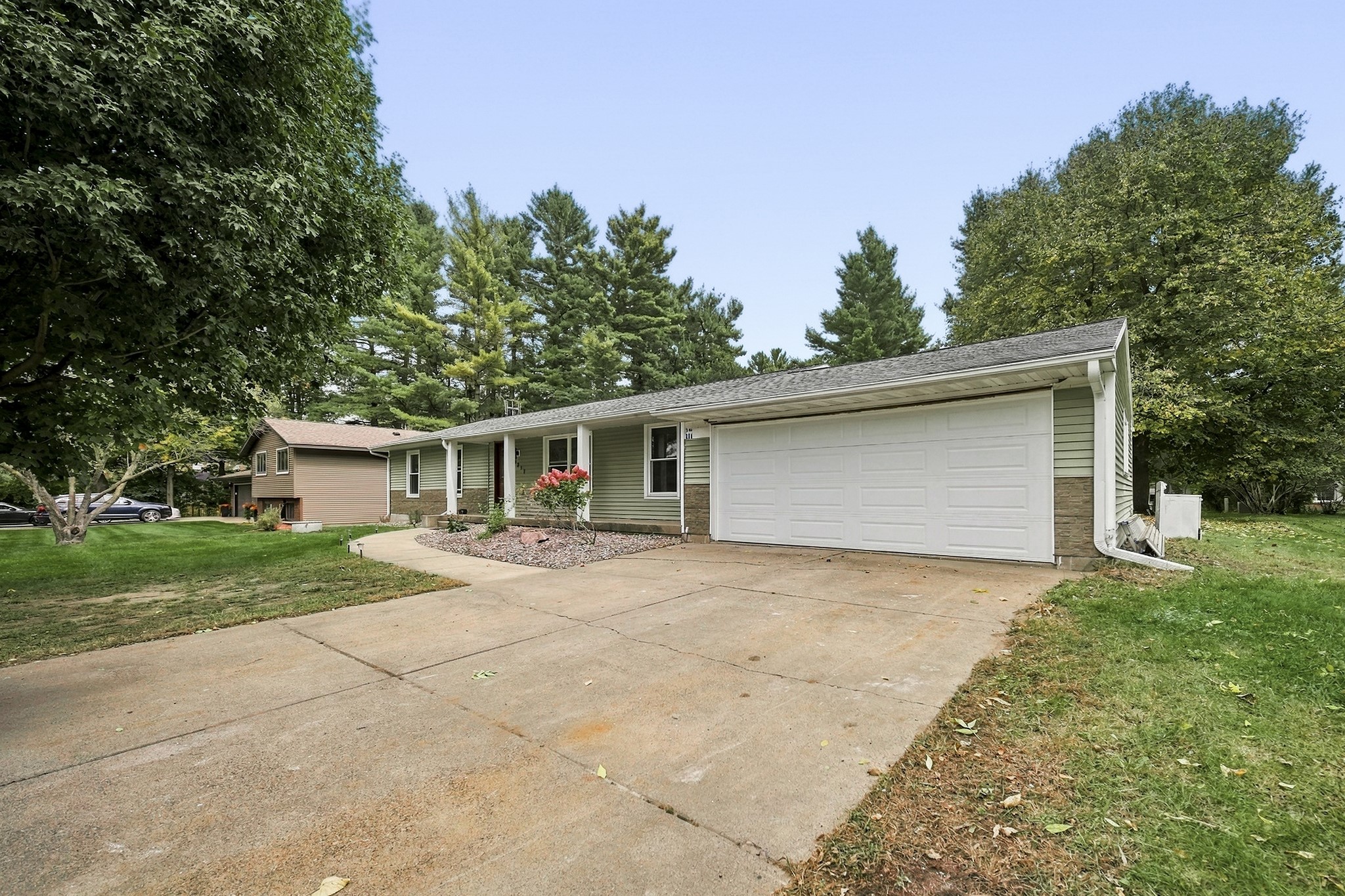 3717 Claymore Lane Property Photo 2