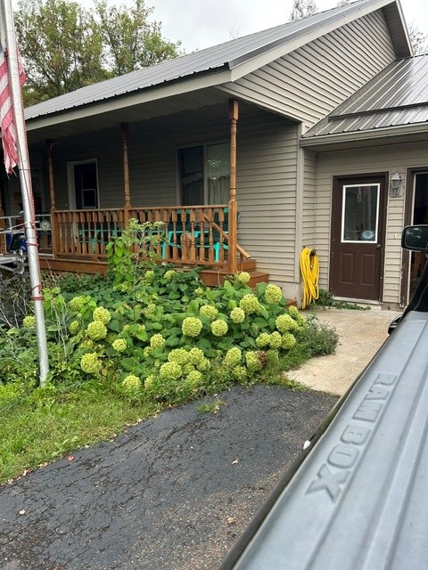 324 Rudolph Road Property Photo 1