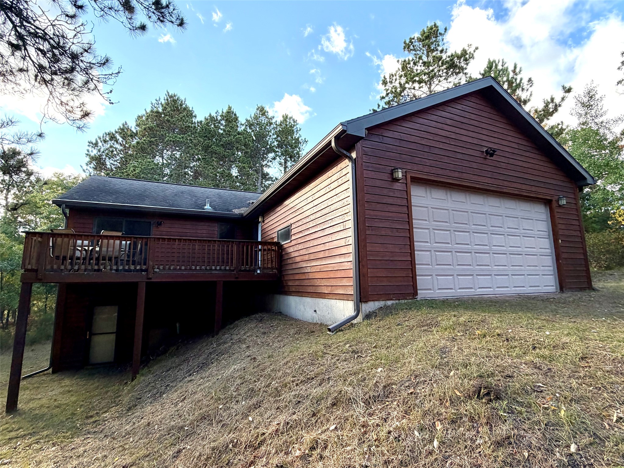 1735 St Croix Trail Property Photo 2