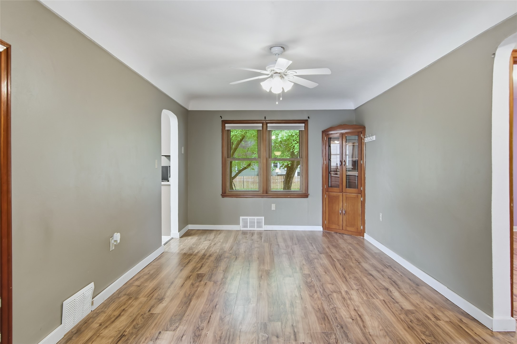 837 Hopwood Avenue Property Photo 10