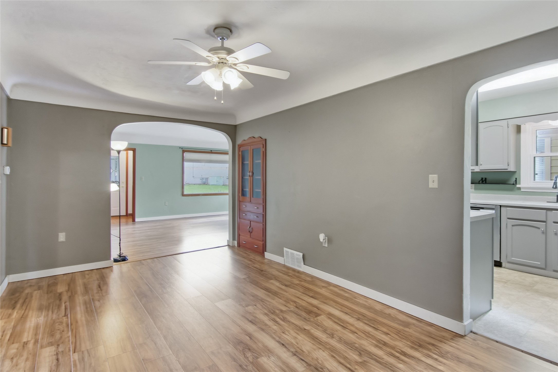 837 Hopwood Avenue Property Photo 11