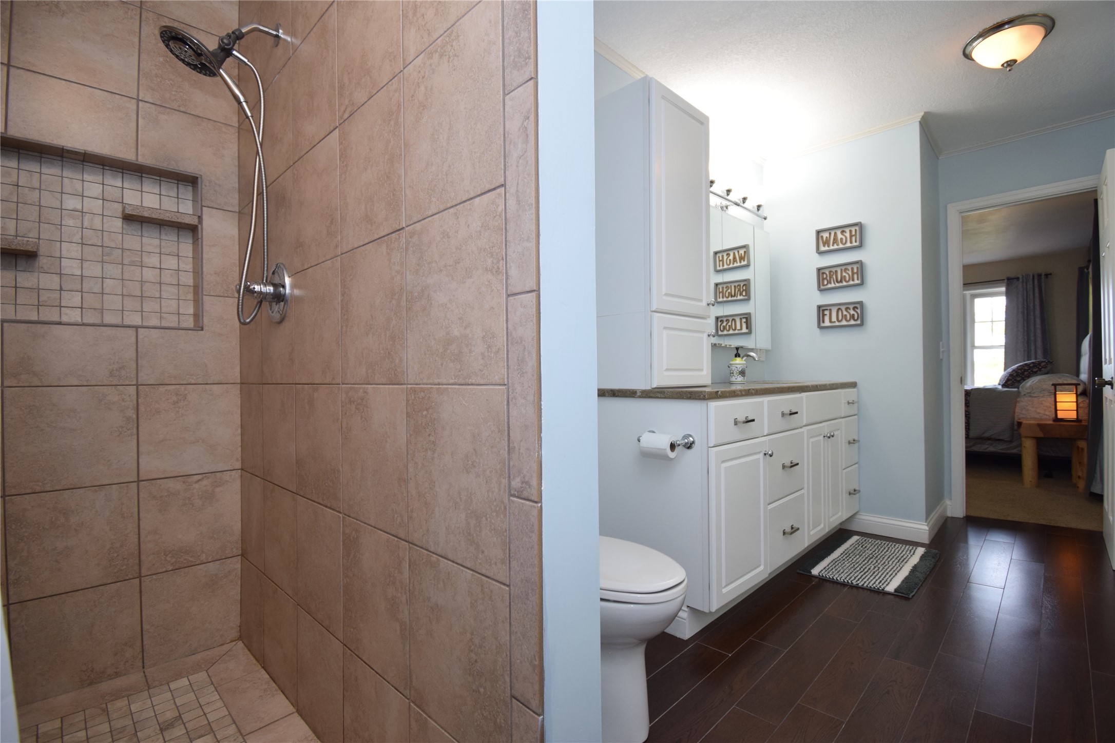 27158 Hersant Road Property Photo 17