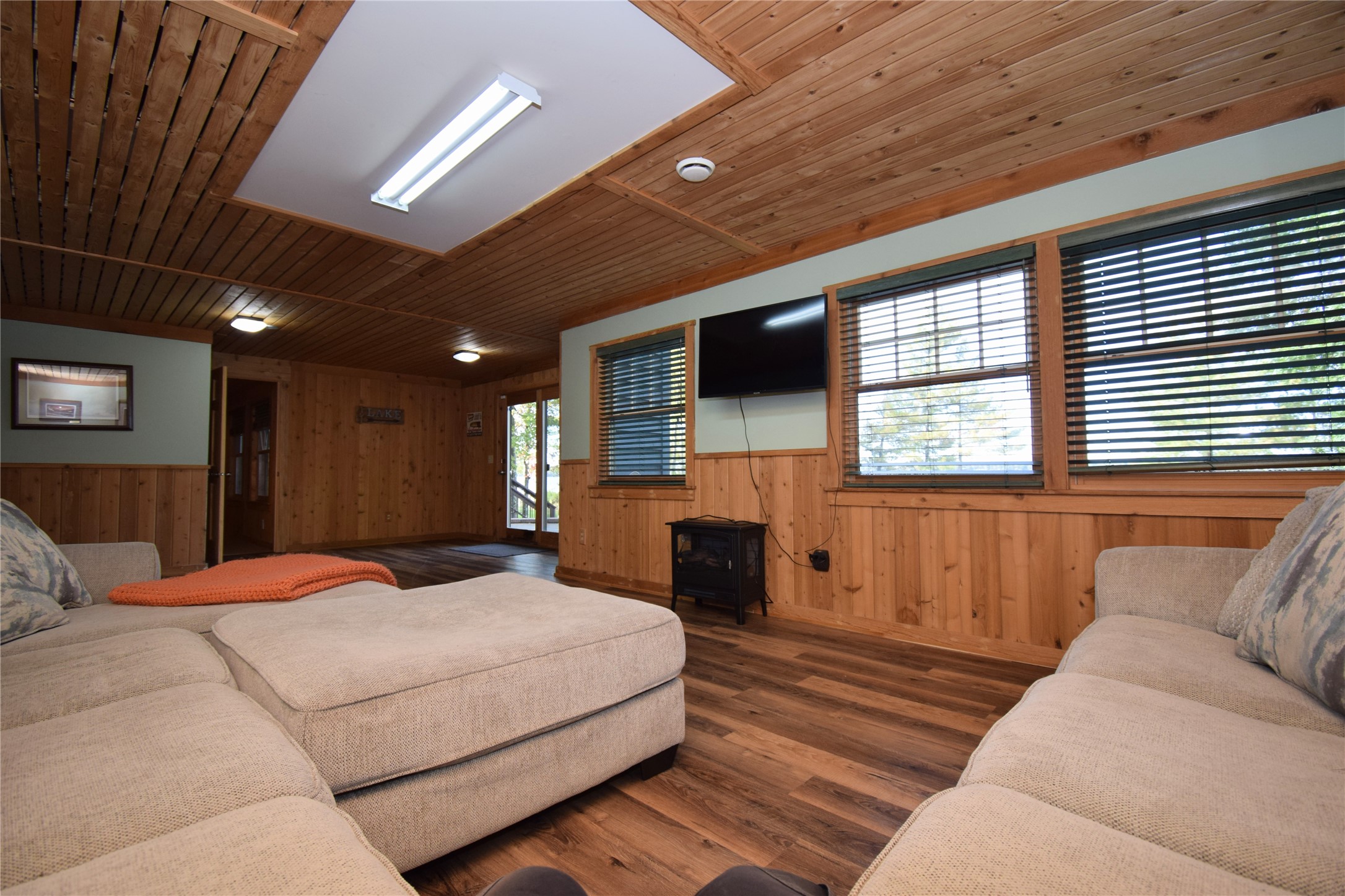 27158 Hersant Road Property Photo 33