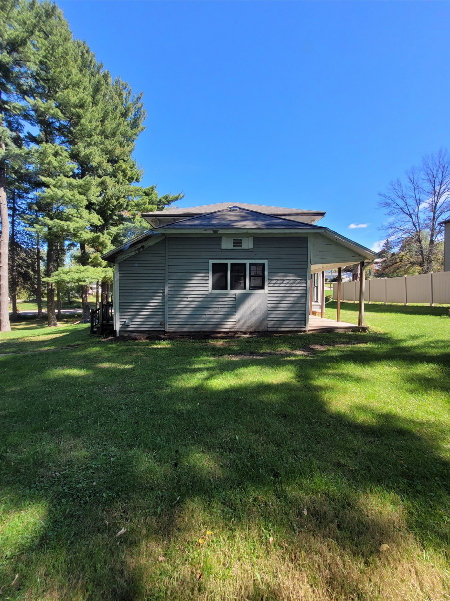 104 Court Street Property Photo 5