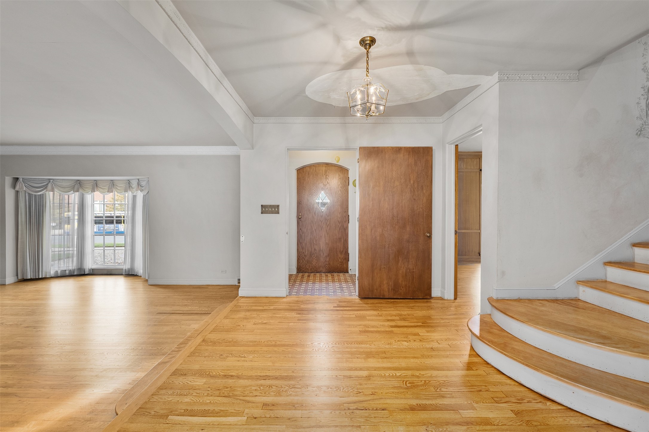1615 Park Avenue Property Photo 6