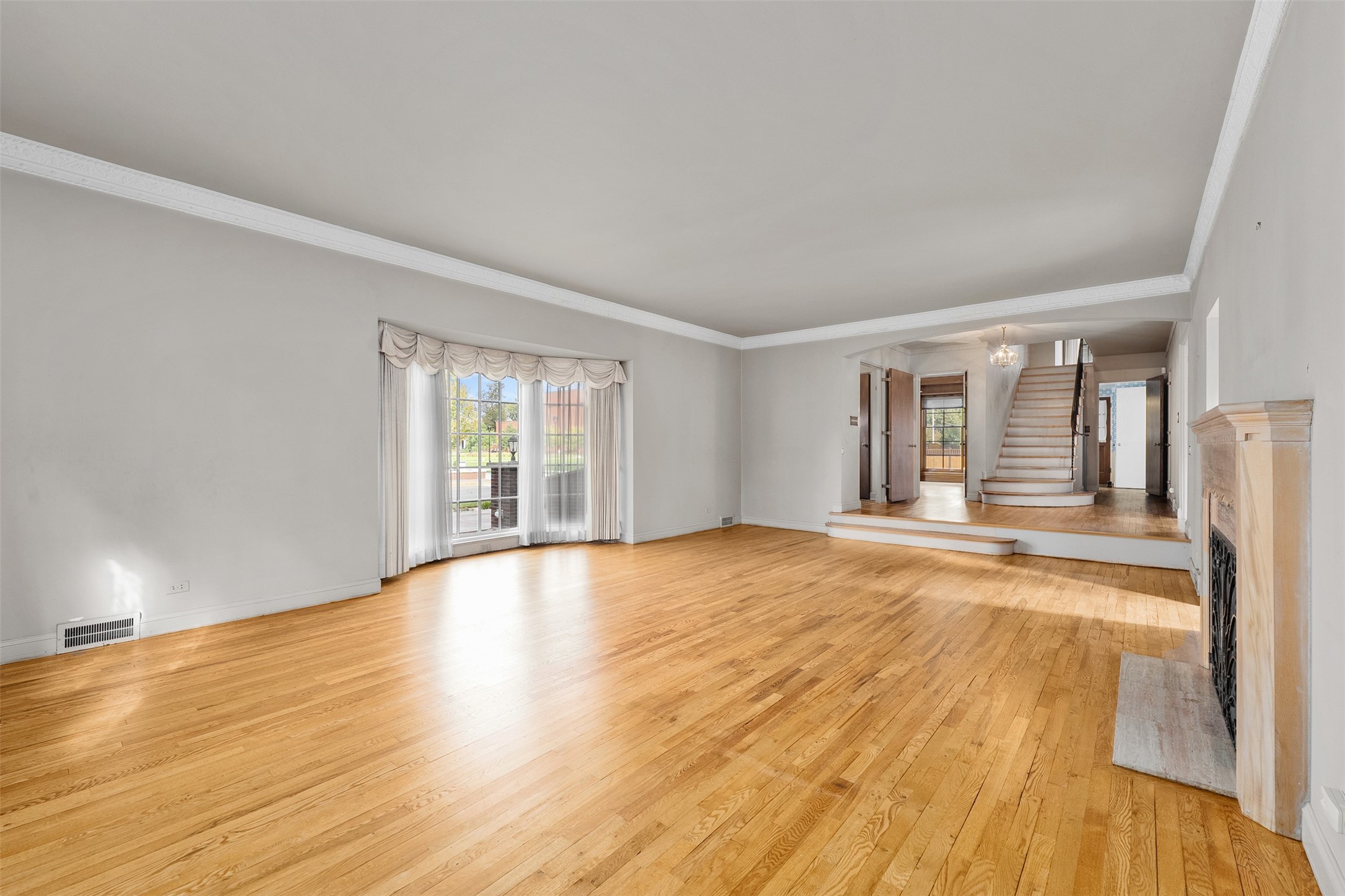 1615 Park Avenue Property Photo 9