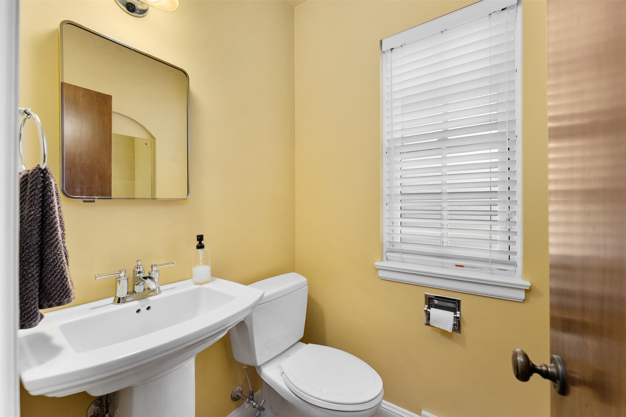 1615 Park Avenue Property Photo 13