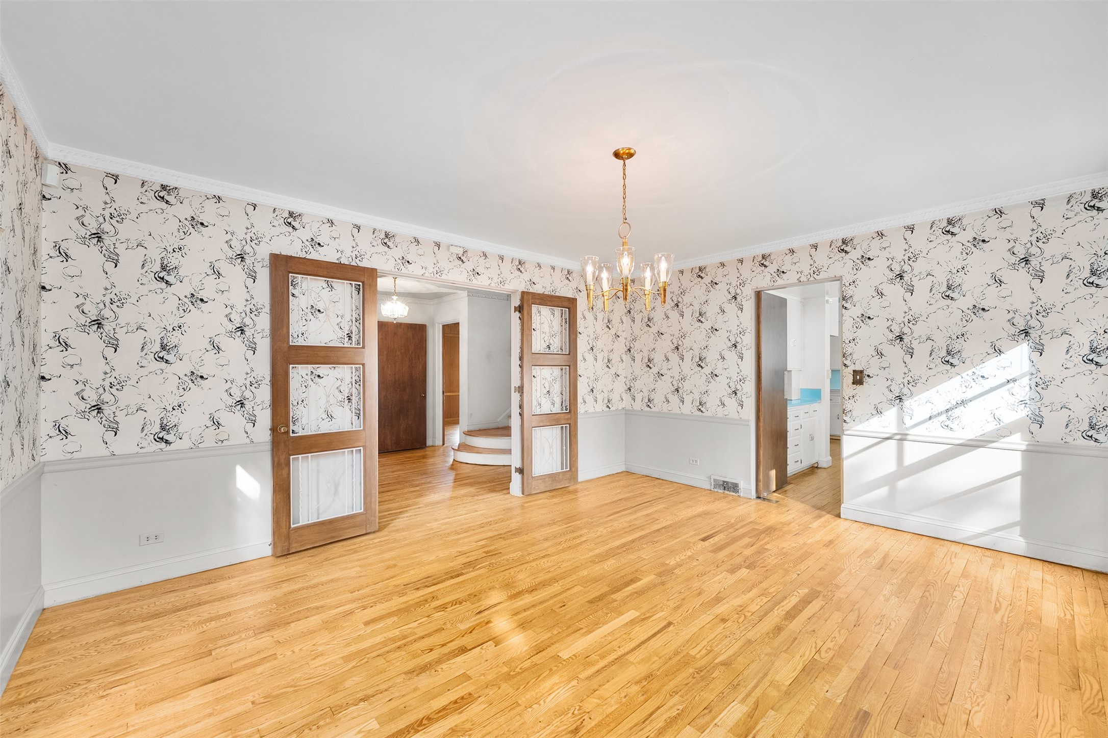 1615 Park Avenue Property Photo 19
