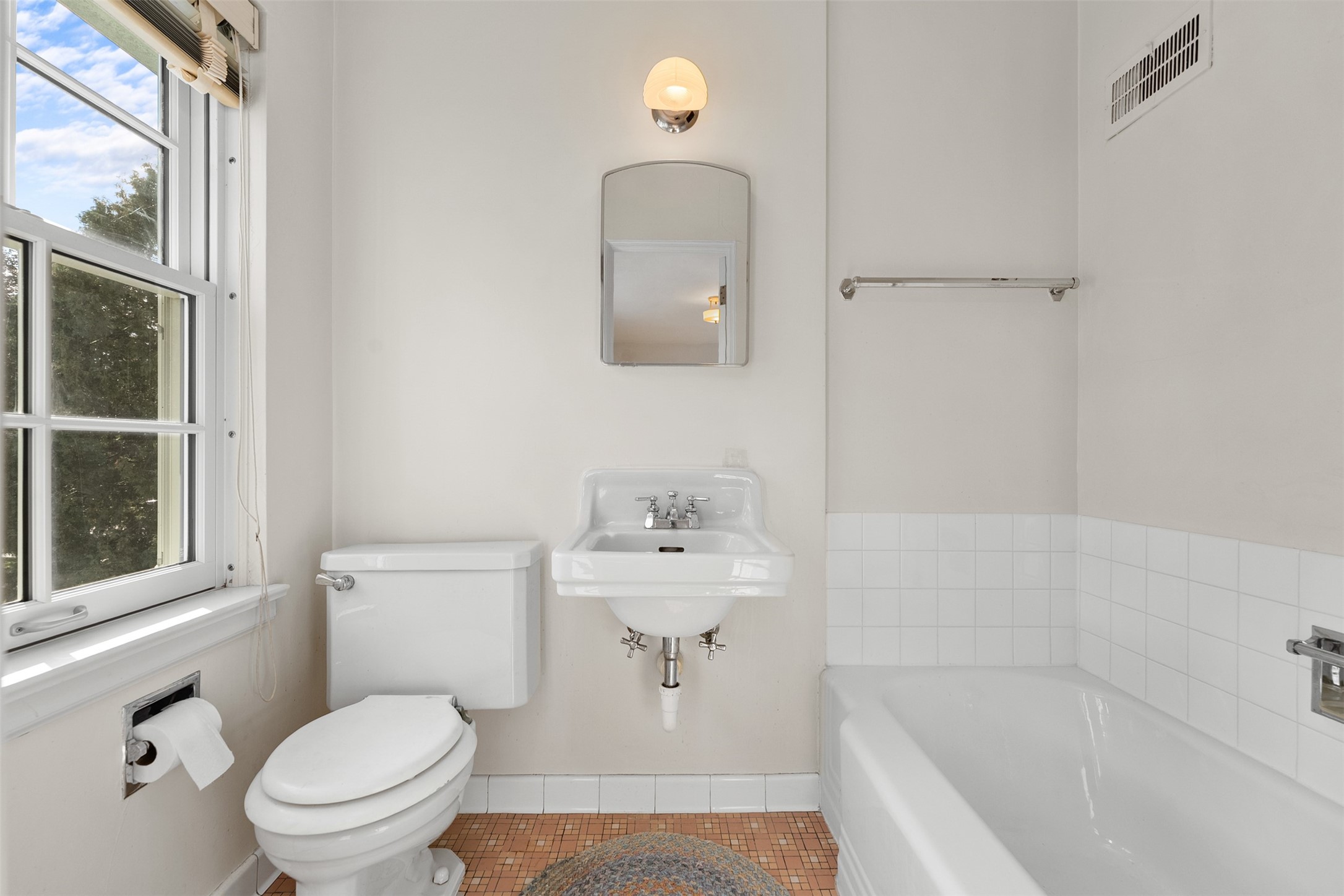 1615 Park Avenue Property Photo 25