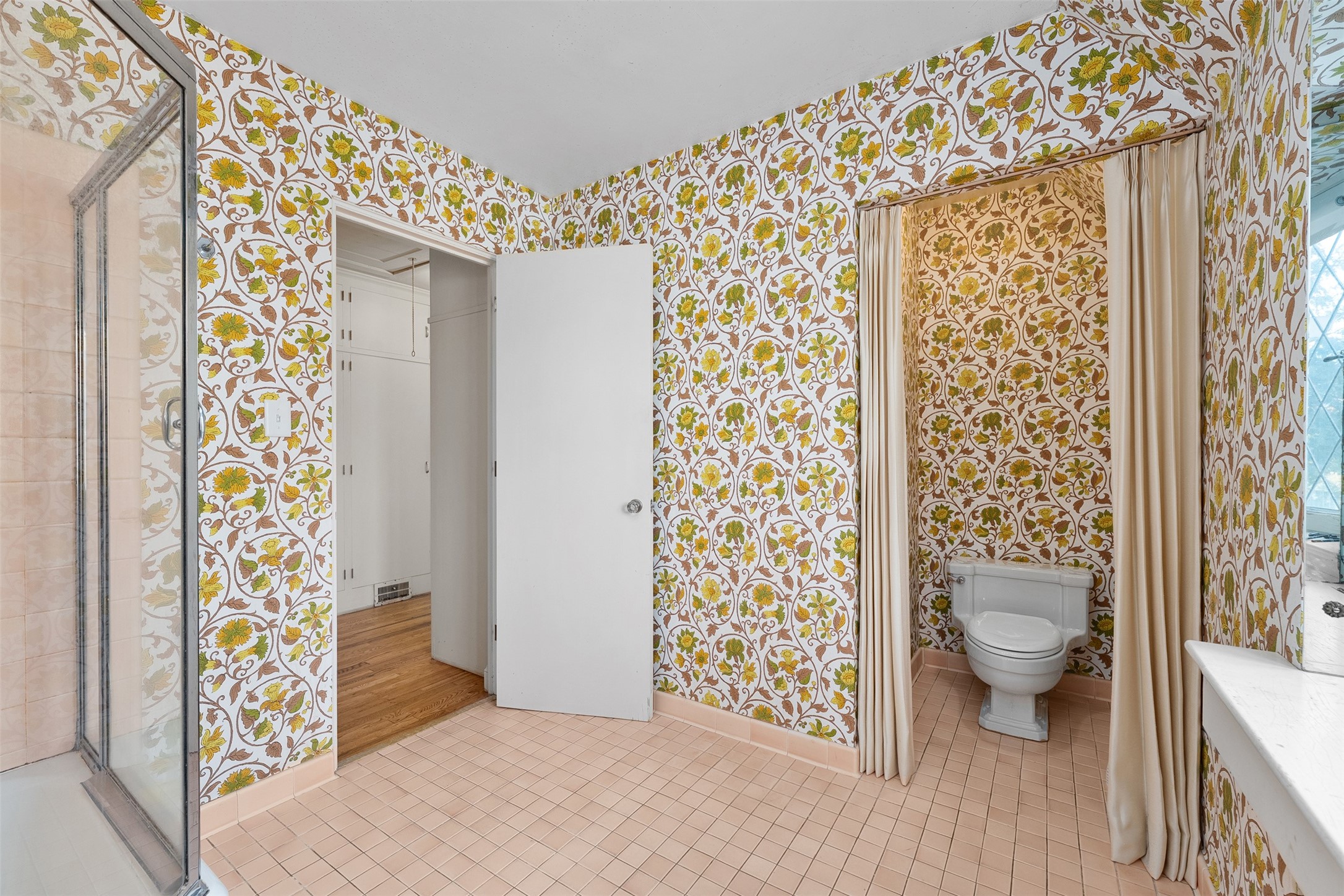 1615 Park Avenue Property Photo 34