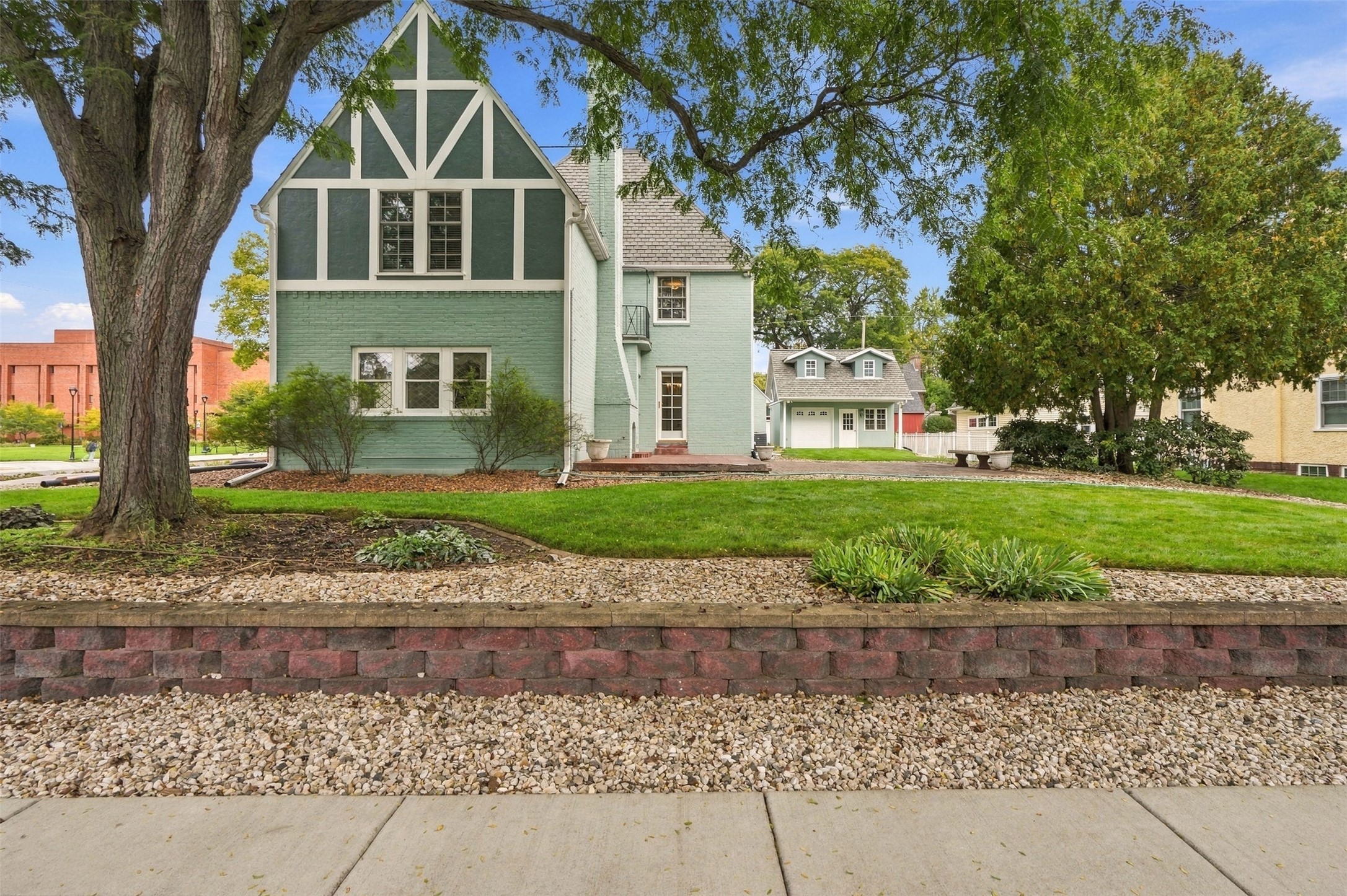 1615 Park Avenue Property Photo 41