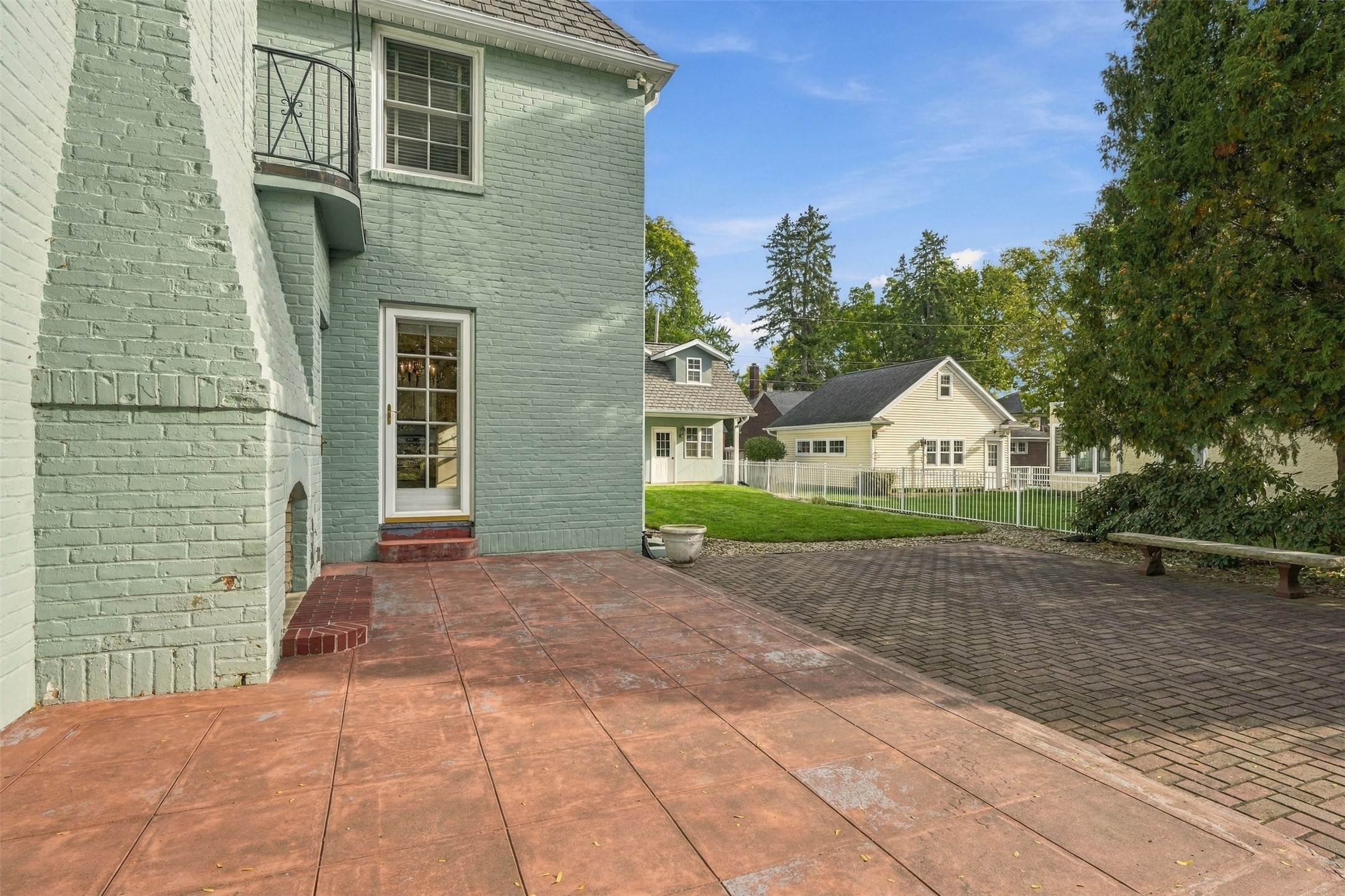 1615 Park Avenue Property Photo 44