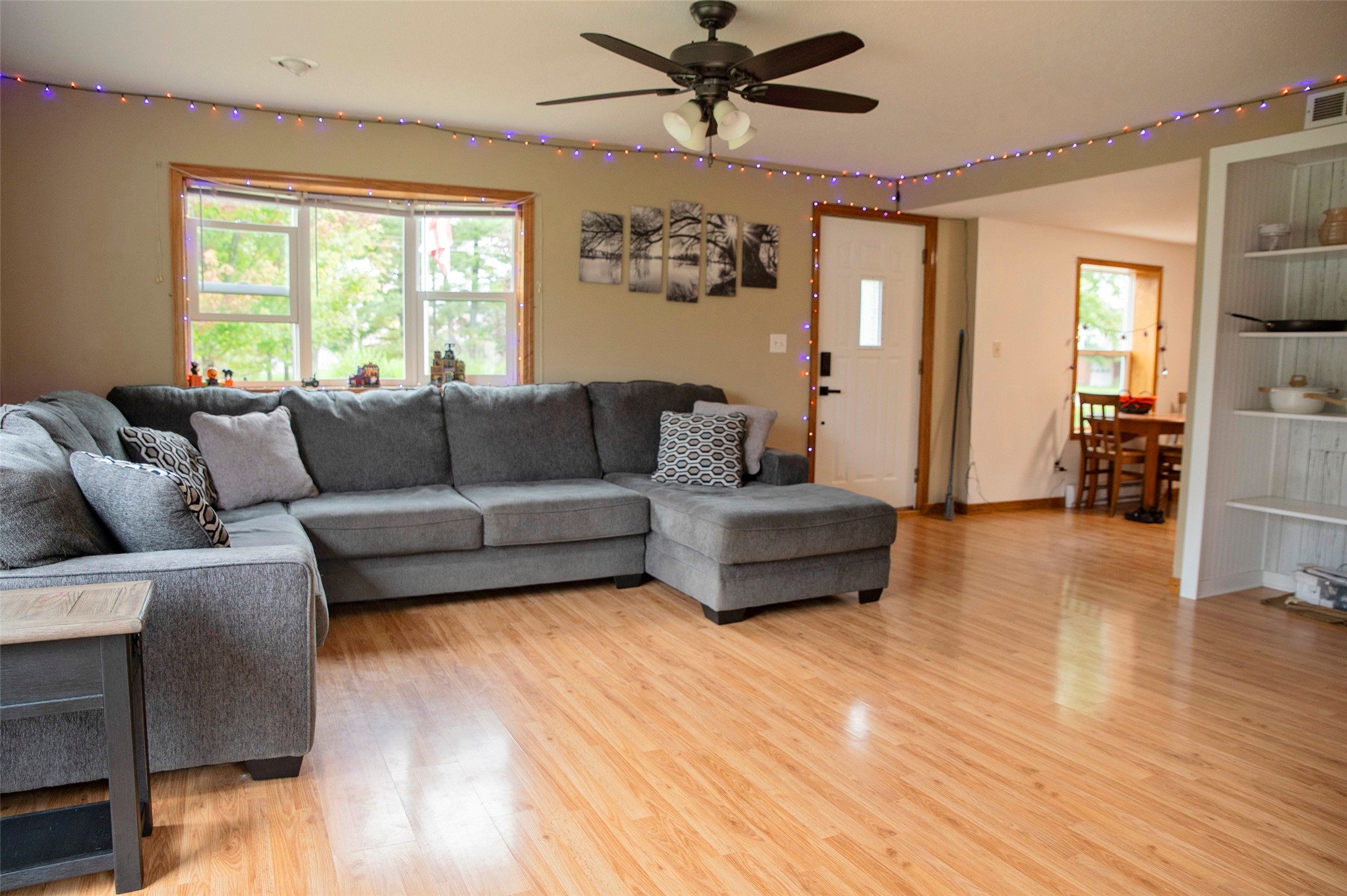 40246 N State Road 93 Property Photo 6