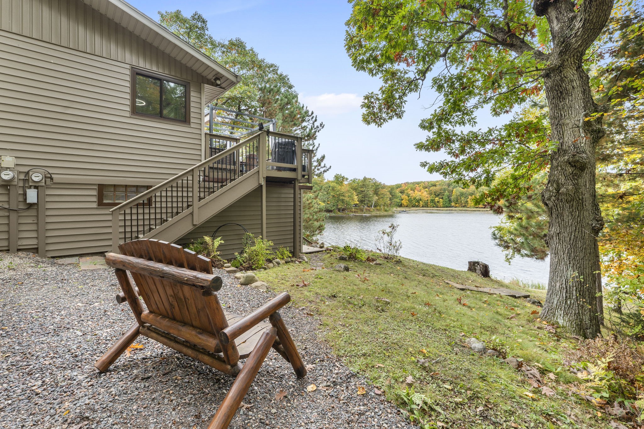 351 25 1/4 Avenue Property Photo 9