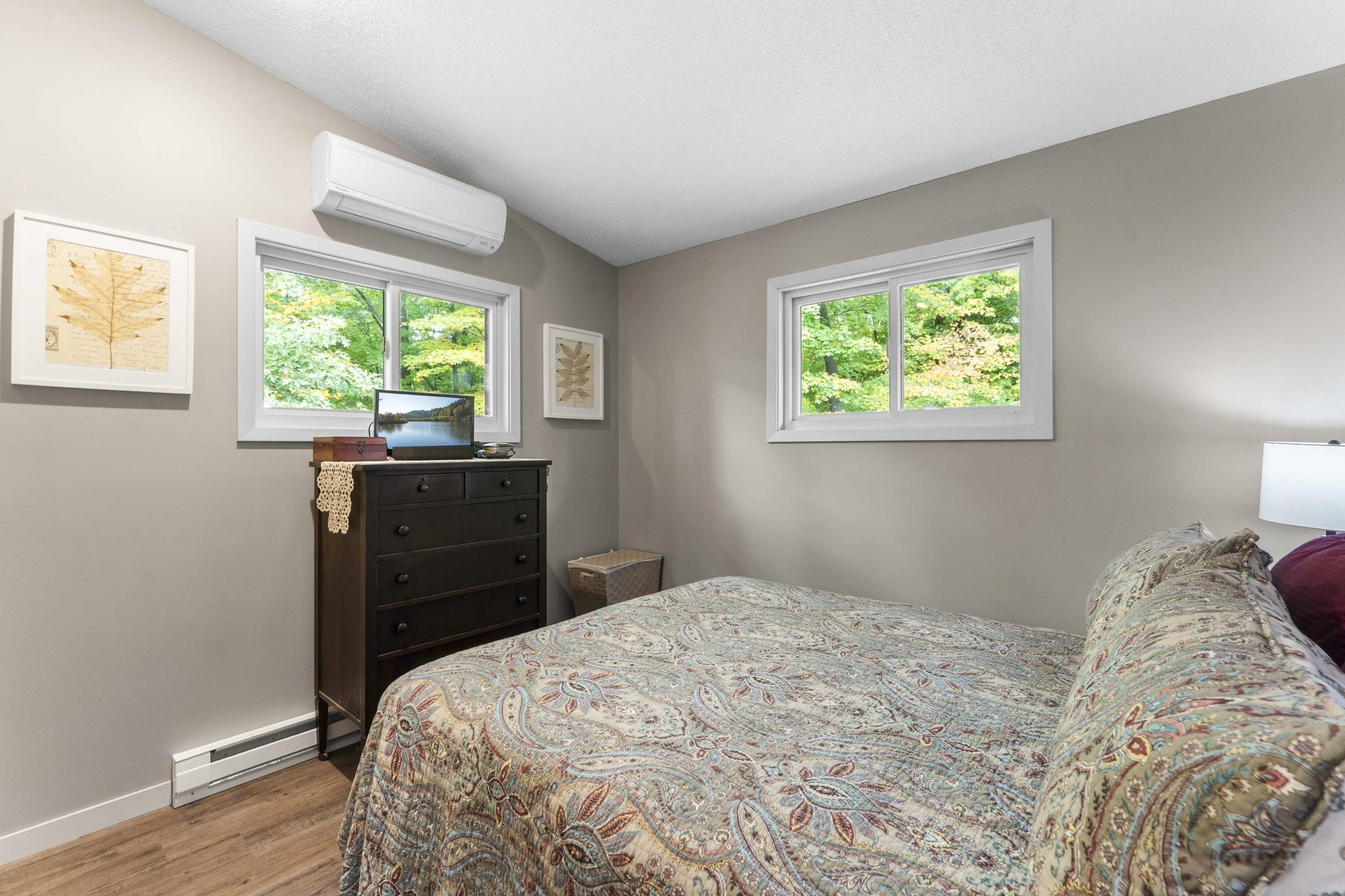 351 25 1/4 Avenue Property Photo 23