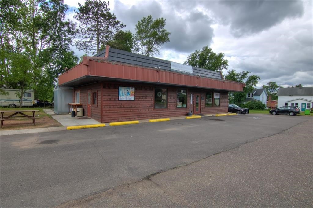 401 Bridge Street Property Photo 1