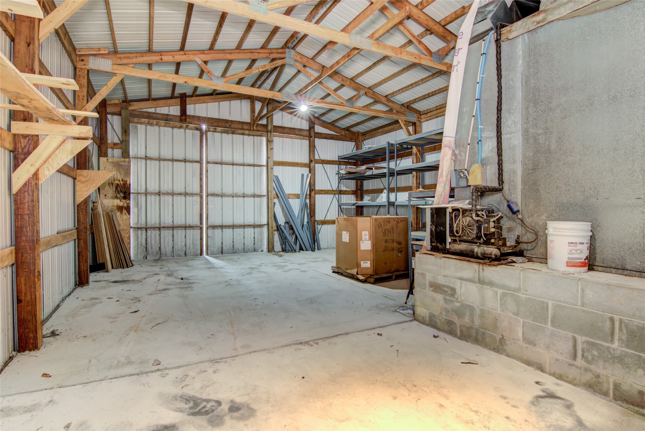 401 Bridge Street Property Photo 24