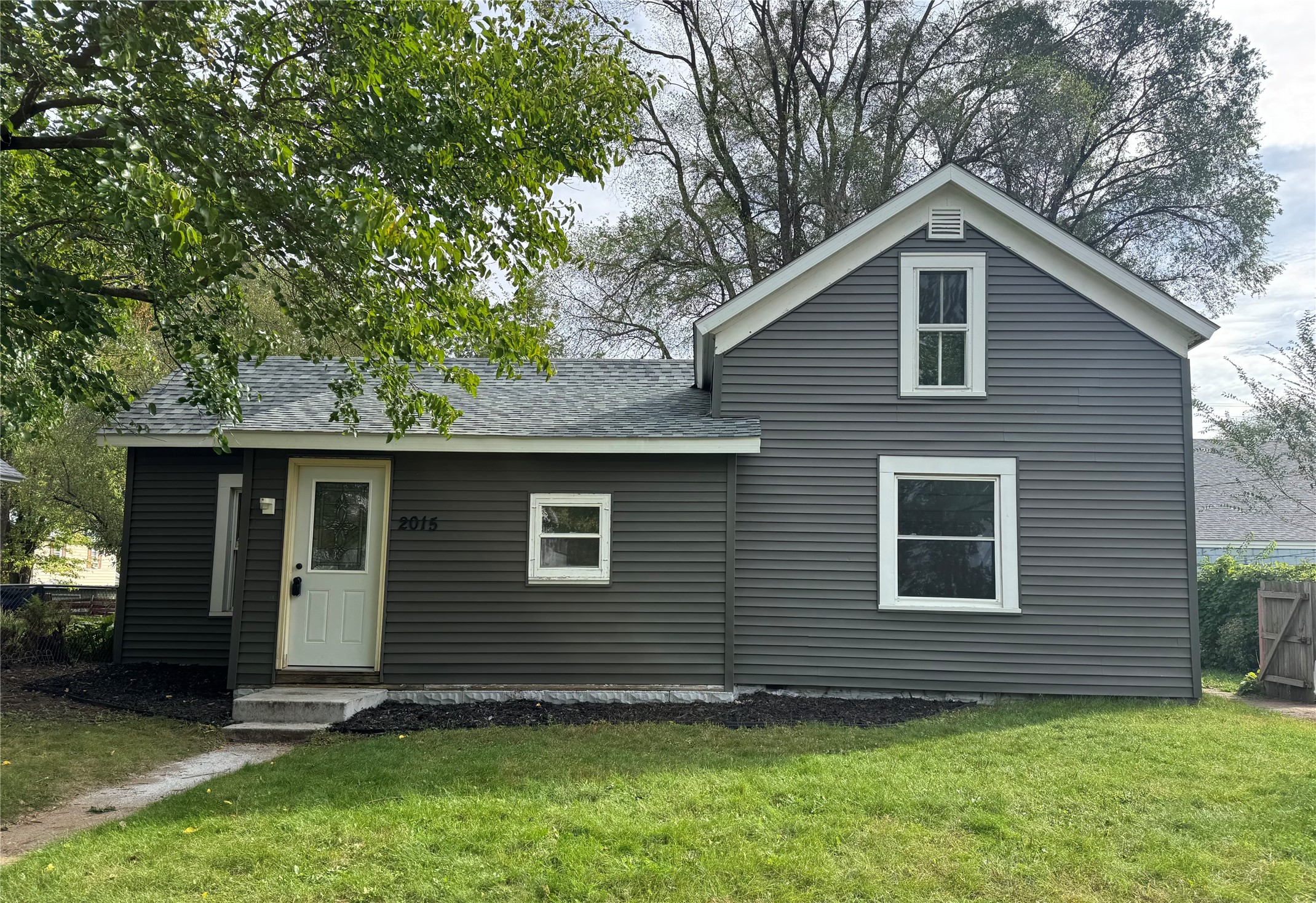2015 2nd Street Property Photo 1