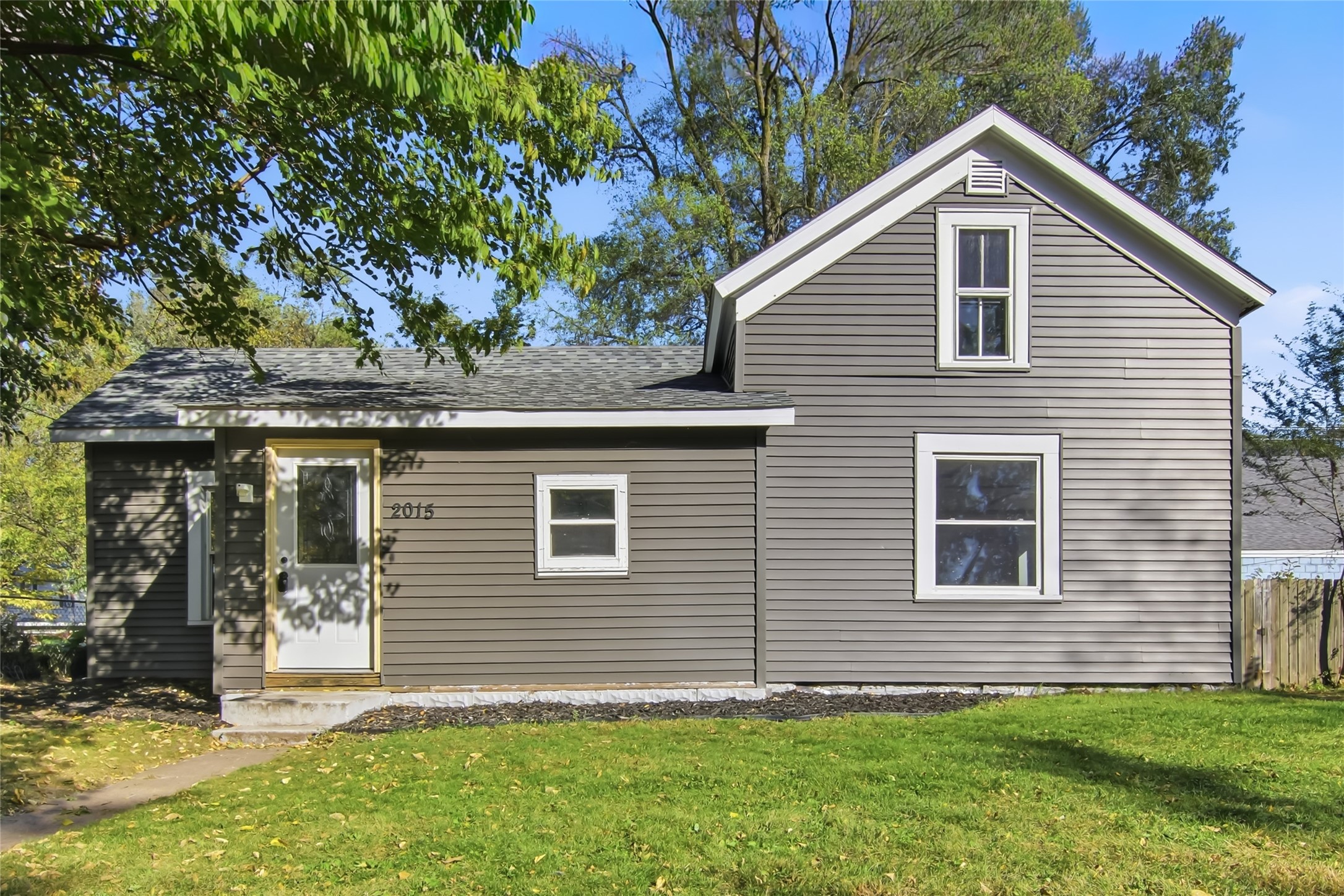 2015 2nd Street Property Photo 1