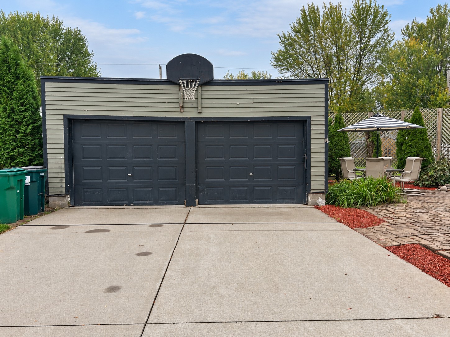144 E Mckinley Avenue Property Photo 25