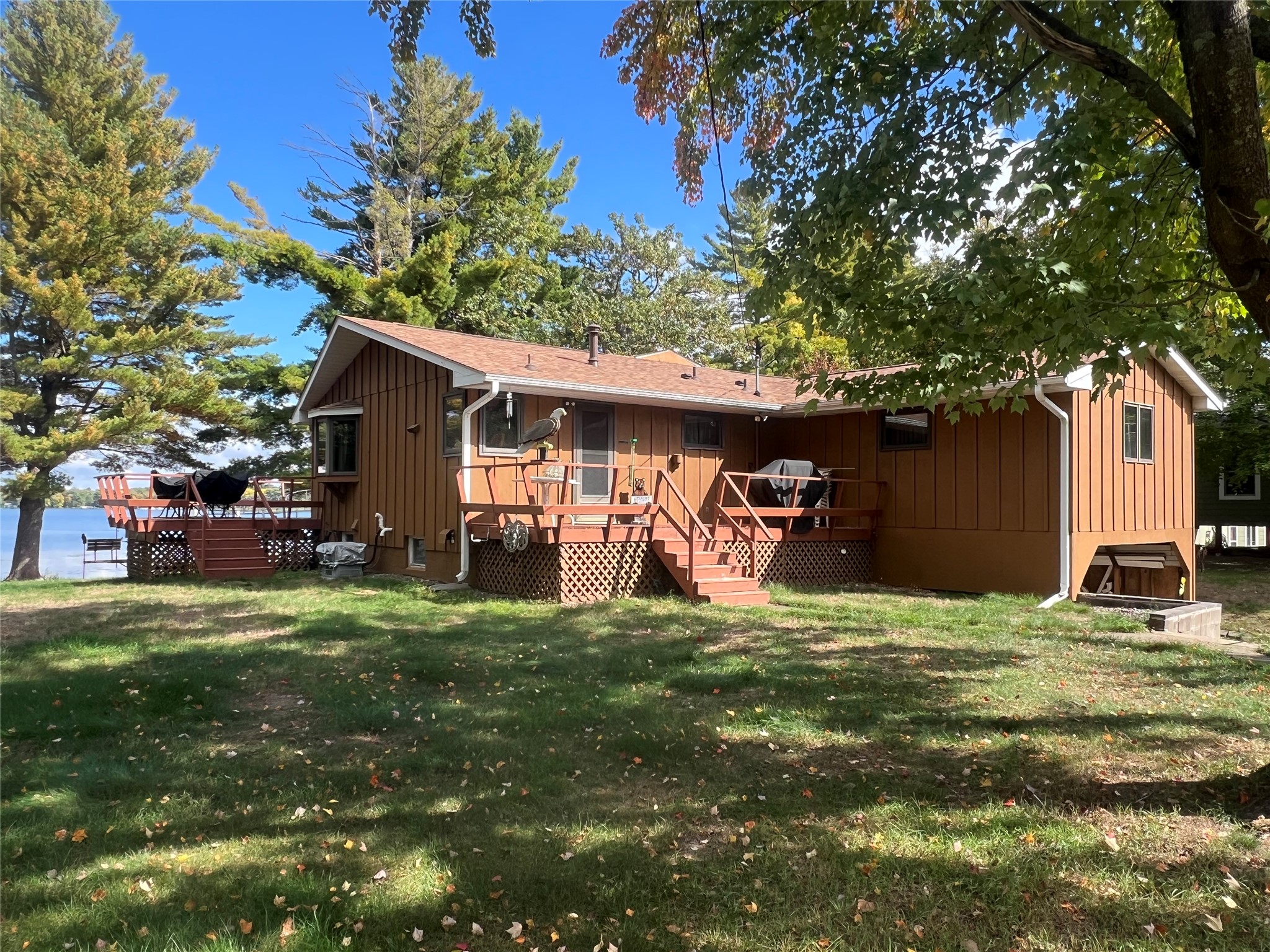 6728 Deer Track Road Property Photo 1
