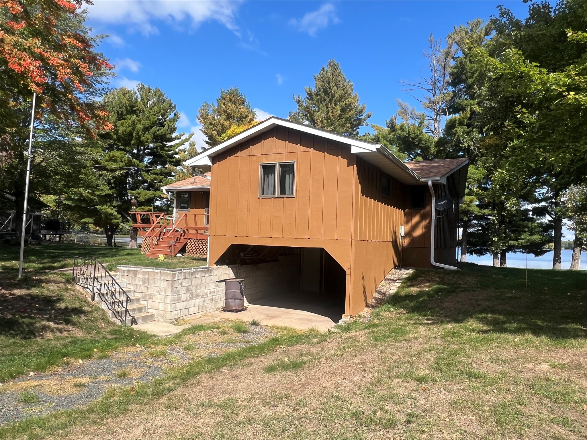6728 Deer Track Road Property Photo 6