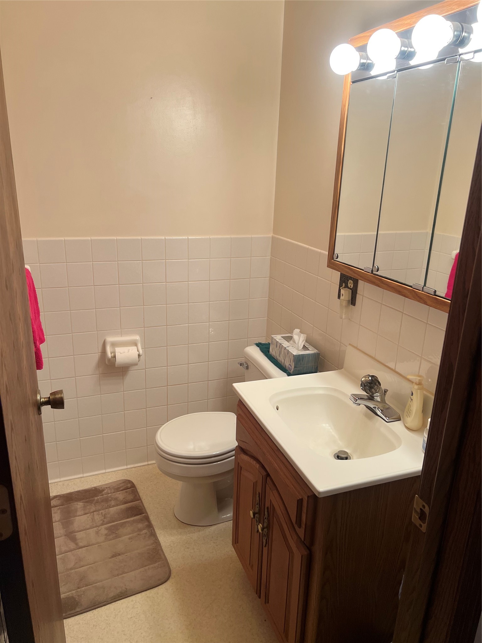 6728 Deer Track Road Property Photo 9