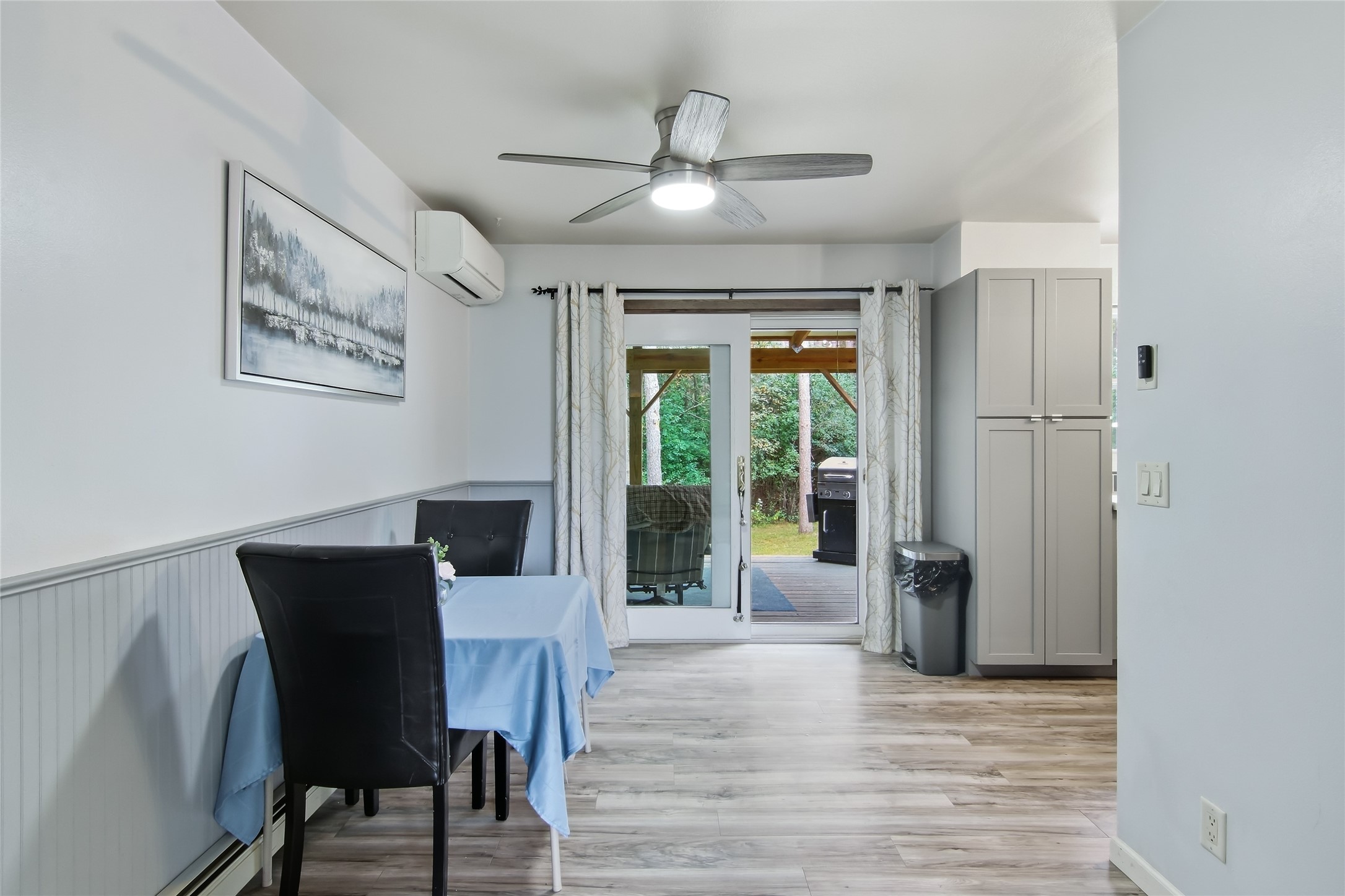435 S Beach Drive Property Photo 11