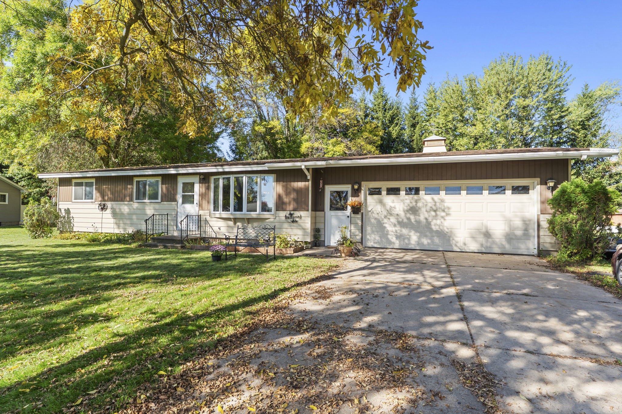 1055 10th Avenue Property Photo 4