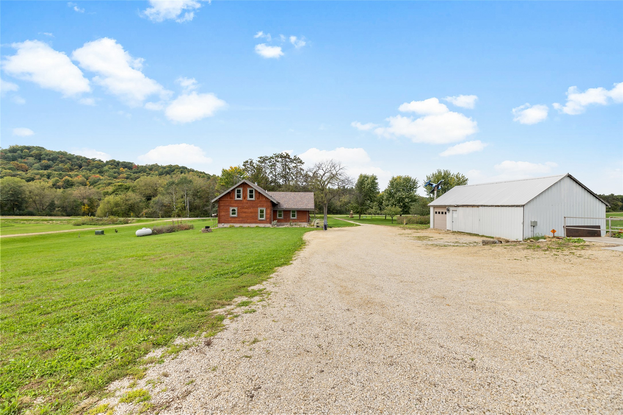 776 S Center Creek Road Property Photo 4