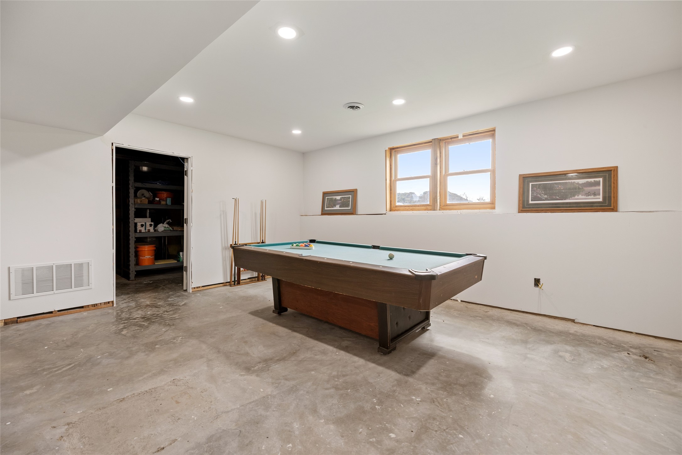 776 S Center Creek Road Property Photo 23