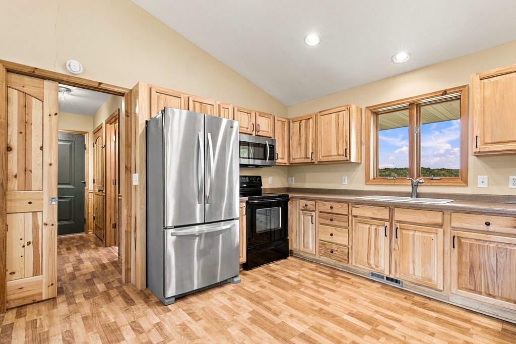 N4675 330th Street Property Photo 11