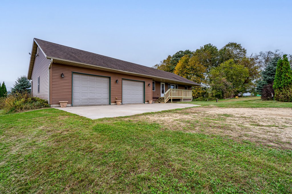 N4675 330th Street Property Photo 31