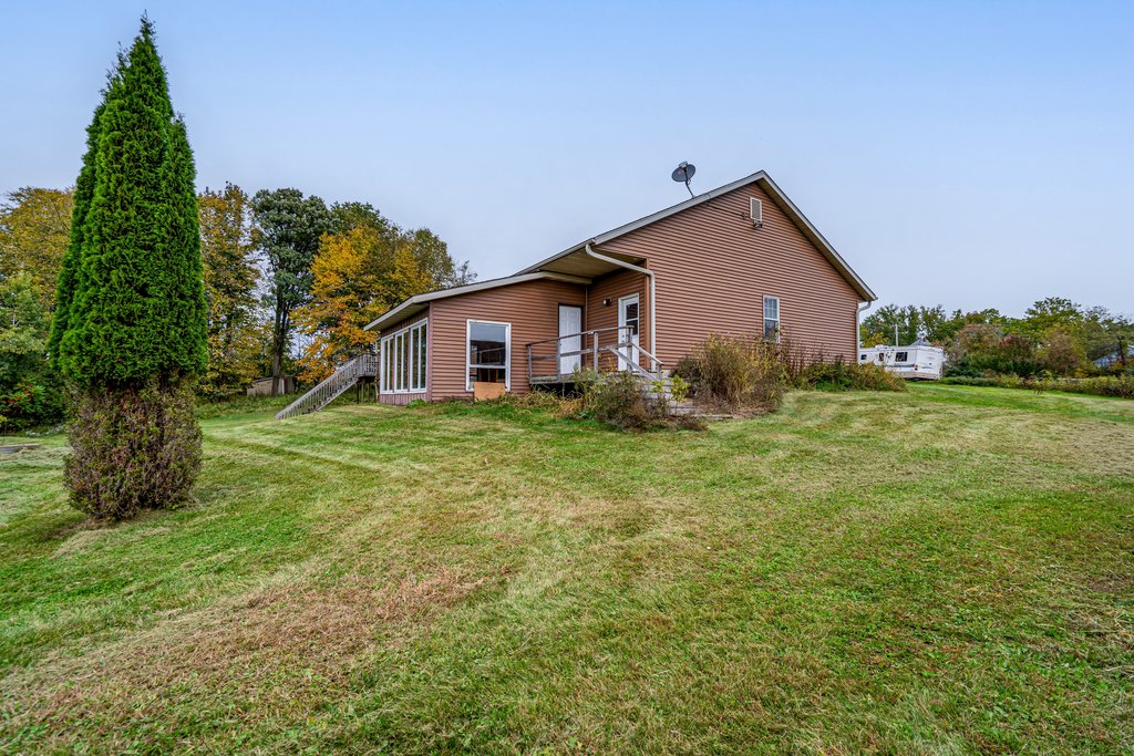 N4675 330th Street Property Photo 40