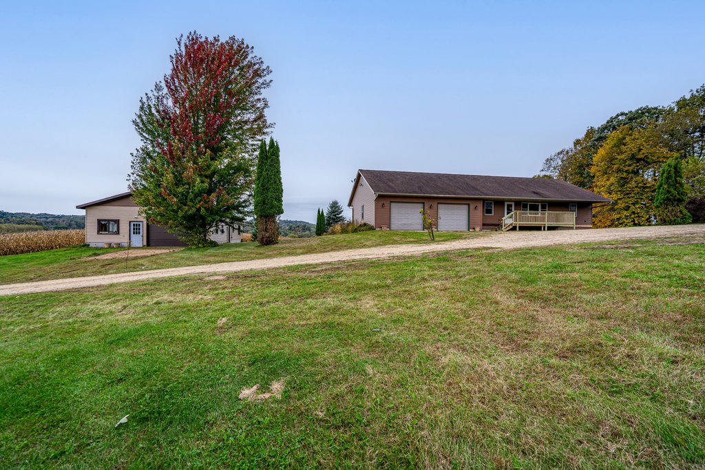 N4675 330th Street Property Photo 48