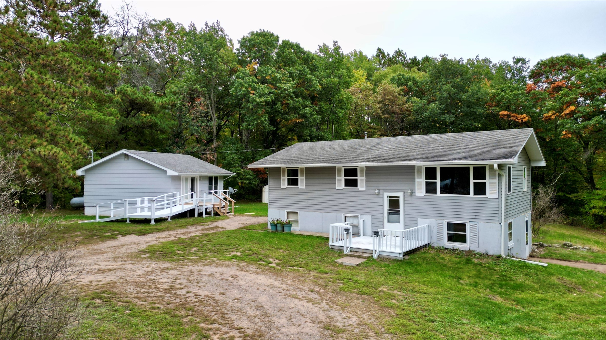 3141 & 3139 State Road 70 Property Photo 2