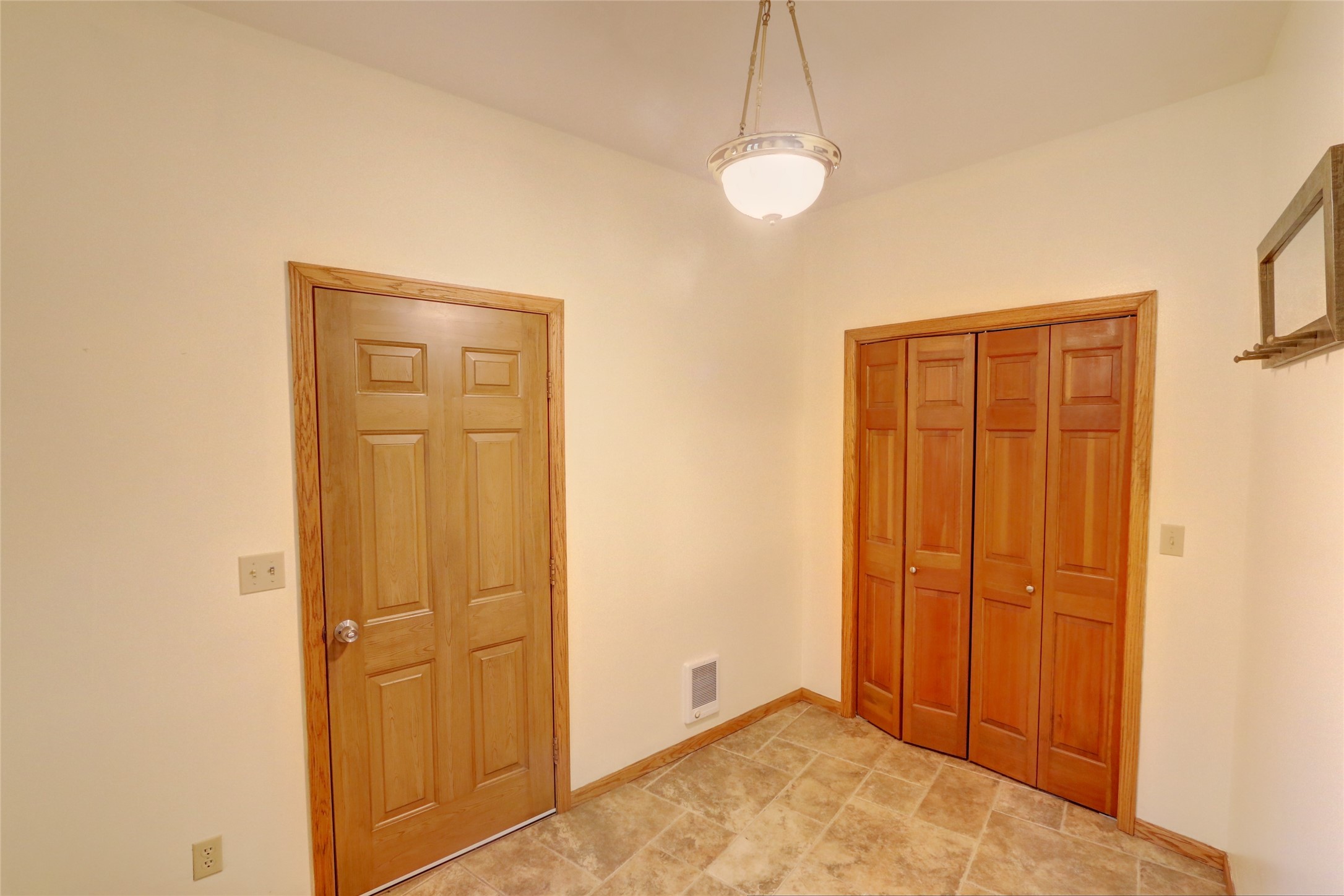 12629 W Highway 77 Property Photo 16
