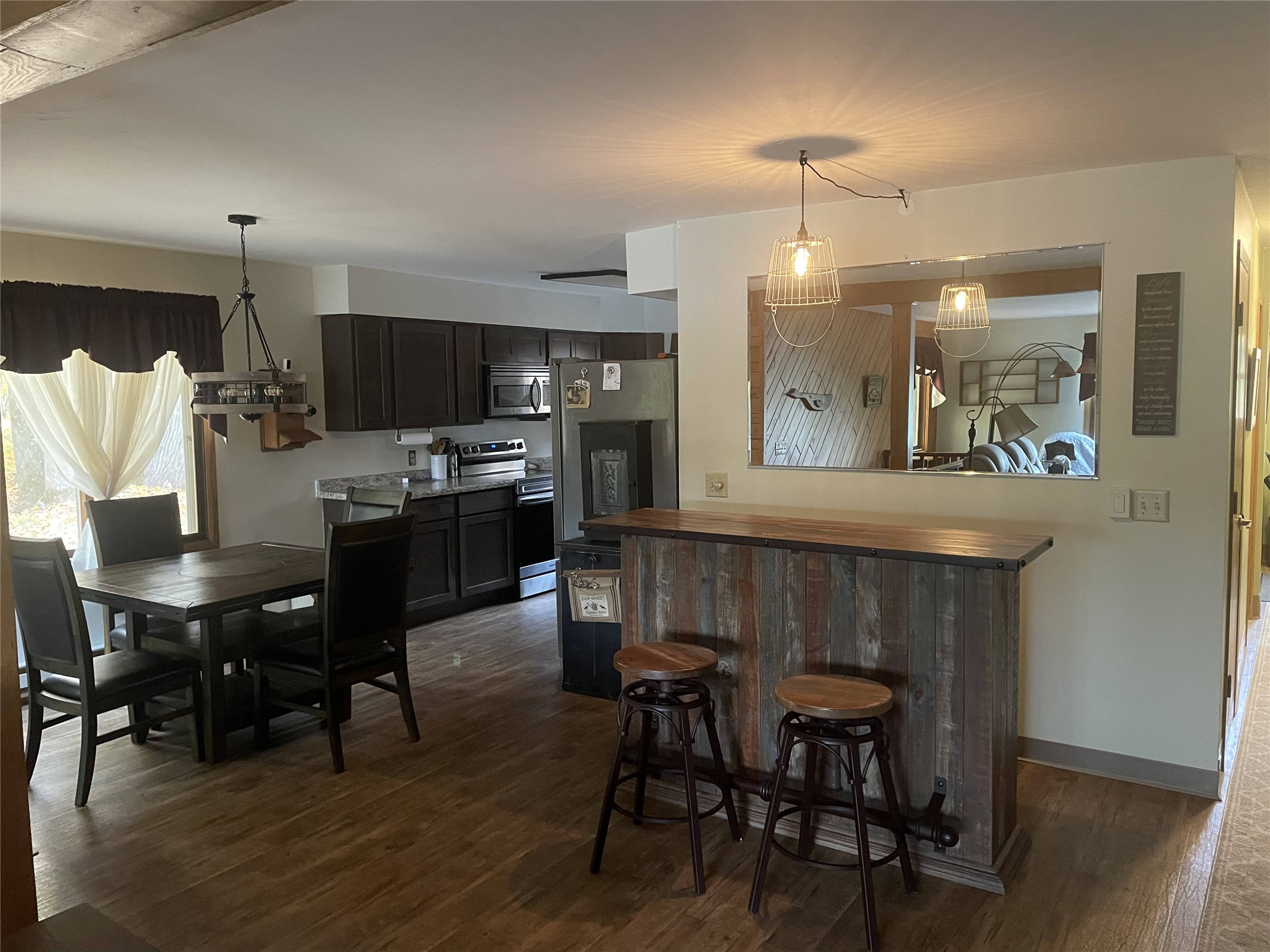 1350 Boettcher Road Property Photo 15