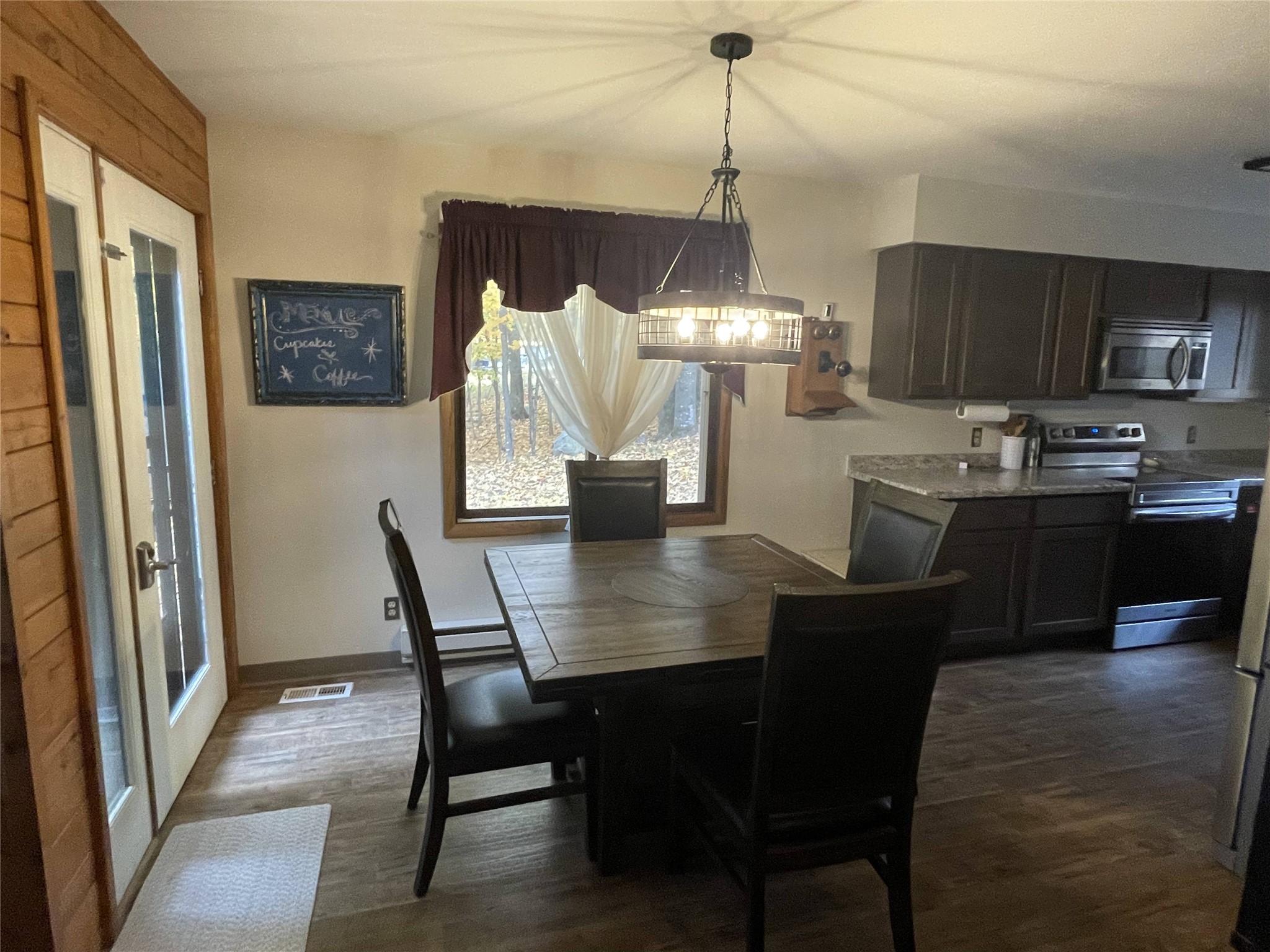 1350 Boettcher Road Property Photo 19