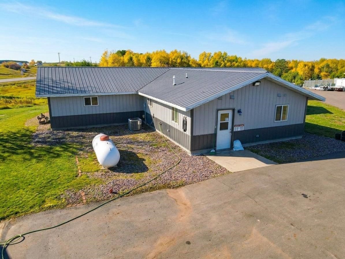 2307 26th Street Property Photo 1
