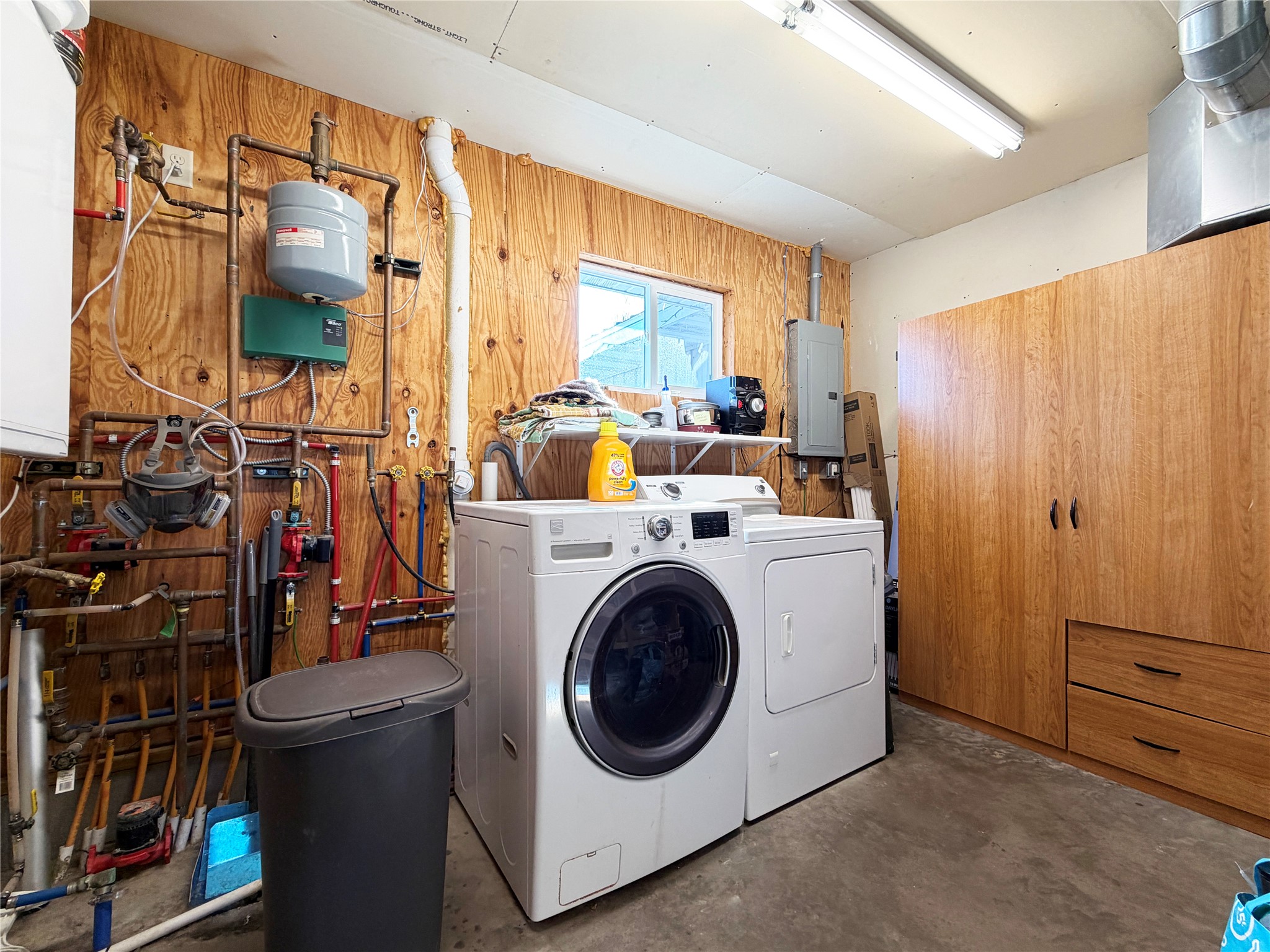 2307 26th Street Property Photo 11